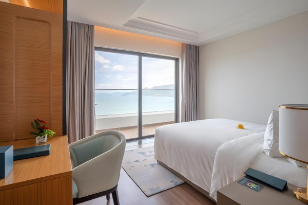 Ảnh chi tiết phòng Executive Suite Oceanfront 11