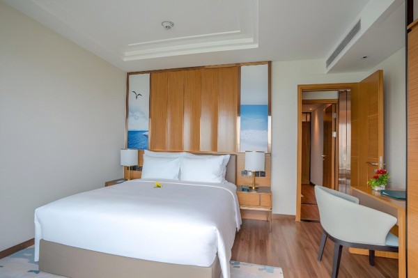 Ảnh chi tiết phòng Executive Suite Oceanfront 13