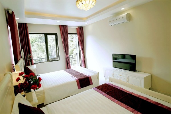 Ảnh chi tiết phòng khach-san-hoang-giang-phong-deluxe-vivatrip-02.jpg