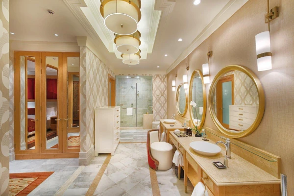 Ảnh chi tiết phòng khach-san-intercontinental-grand-ho-tram-1-bedroom-suite-vivatrip-02.webp