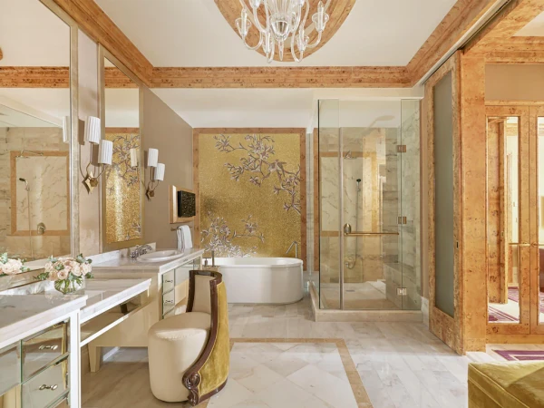 Ảnh chi tiết phòng khach-san-intercontinental-grand-ho-tram-1-king-1-bedroom-suite-vivatrip-04.webp