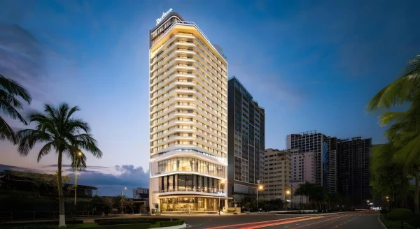 Ảnh Khách sạn Radisson RED Đà Nẵng