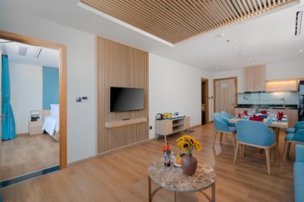 Ảnh chi tiết phòng khach-san-sala-grand-tuy-hoa-penthouse-vivatrip-03.jpg