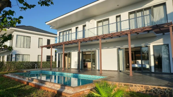 Ảnh chi tiết phòng Biệt Thự Hướng Đại Dương 3 Phòng Ngủ Có Giường Lớn (3-Bedroom Ocean View Villa with King Beds) 8