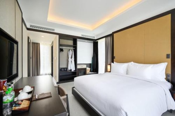 Ảnh chi tiết phòng khu-nghi-duong-emerald-ho-tram-biet-thu-5-phong-ngu-vivatrip.jpg