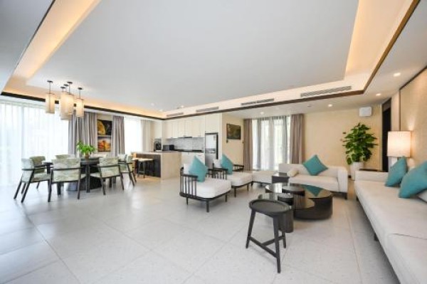 Ảnh chi tiết phòng khu-nghi-duong-emerald-ho-tram-suite-master-vivatrip-03.jpg