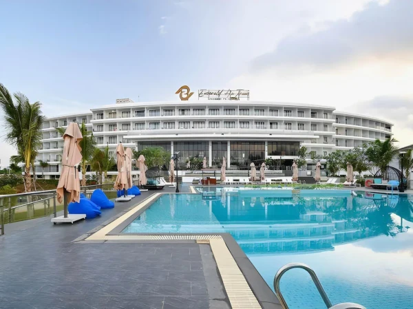 Ảnh Khu Nghỉ Dưỡng Emerald Hồ Tràm