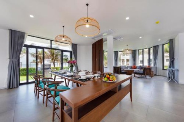 Ảnh chi tiết phòng Biệt thự 4 phòng ngủ Sát biển Có hồ bơi (4-Bedroom Beachfront Pool Villa) 11