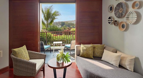 Ảnh chi tiết phòng khu-nghi-duong-pullman-da-nang-beach-superior-2-single-bed-vivatrip.jpg