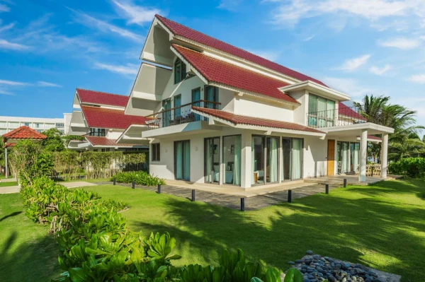 Ảnh chi tiết phòng Five - Bedroom Garden View Pool Villa 15