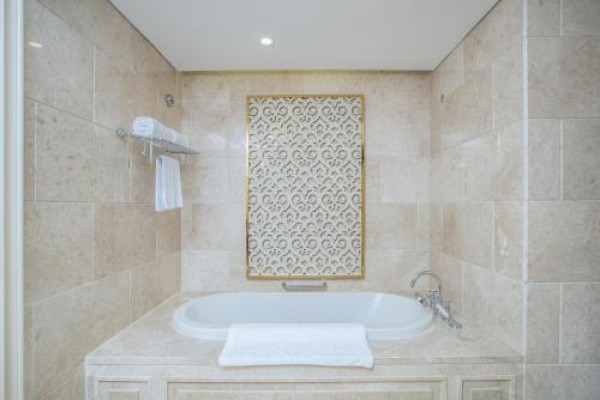 Ảnh chi tiết phòng khu-nghi-duong-wyndham-grand-phu-quoc-suite-deluxe-vivatrip-03.jpg