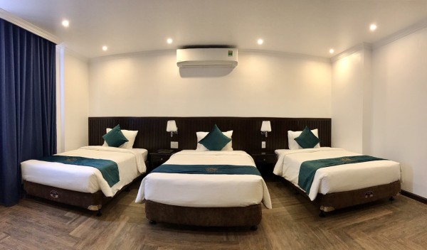 Ảnh chi tiết phòng la-stella-deluxe-triple-room-vivatrip.jpg