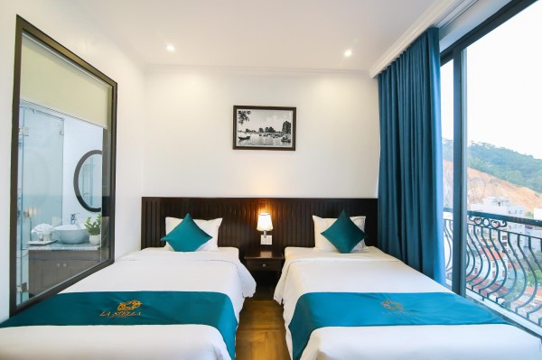 Ảnh chi tiết phòng la-stella-twin-room-vivatrip-03.jpg