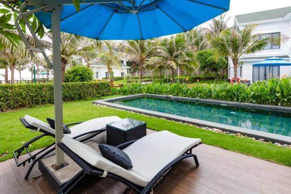 Ảnh chi tiết phòng le-palmier-ho-tram-resort-biet-thu-4-phong-ngu-ho-boi-rieng-nhin-ra-bien-vivatrip-04.jpg