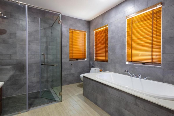 Ảnh chi tiết phòng le-palmier-ho-tram-resort-biet-thu-4-phong-ngu-ho-boi-rieng-nhin-ra-bien-vivatrip-05.jpg