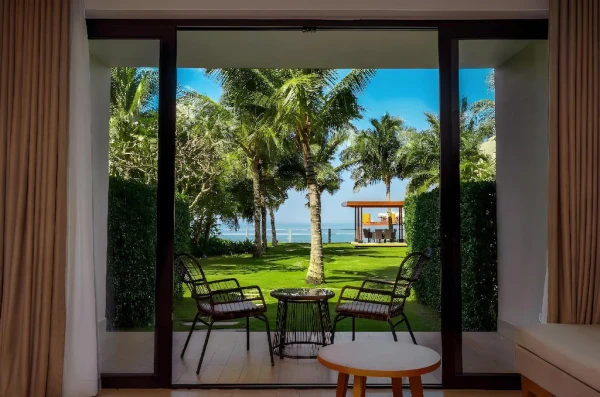 Ảnh chi tiết phòng marina-bay-vung-tau-resort-spa-phong-premier-giuong-king-huong-dai-duong-vivatrip-03.webp