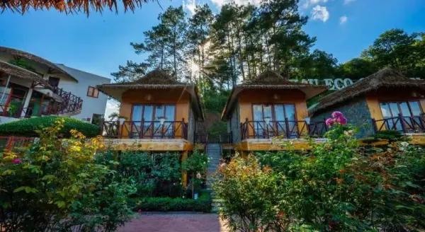 Ảnh chi tiết phòng mc-chu-eco-garden-resort-deluxe-vivatrip_04.webp