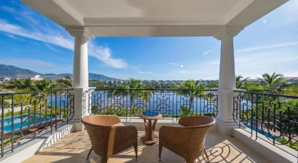 Ảnh chi tiết phòng melia-1.webp