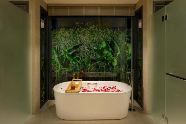 Ảnh chi tiết phòng melia-ho-tram-beach-resort-biet-thu-thelevel-1-phong-ngu-vivatrip-04.jpg