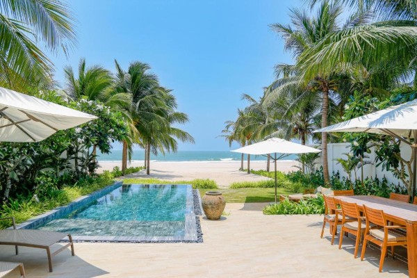 Ảnh chi tiết phòng melia-ho-tram-beach-resort-biet-thu-thelevel-3-phong-ngu-nhin-bien-vivatrip-03.jpg