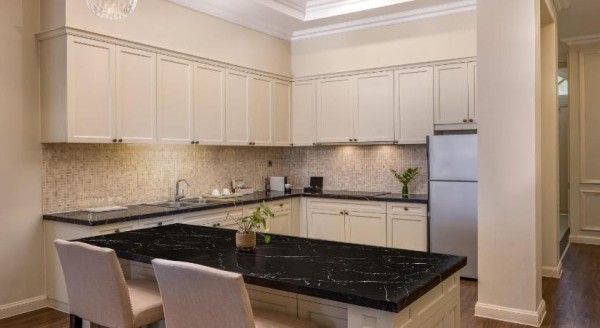 Ảnh chi tiết phòng melia-vinpearl-cam-ranh-beach-resort-biet-thu-1-phong-ngu-ho-boi-rieng-vivatrip-03.jpg