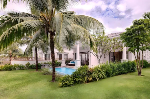 Ảnh chi tiết phòng melia-vinpearl-phu-quoc-biet-thu-1-phong-ngu-vivatrip-02.webp