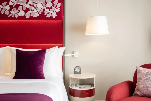 Ảnh chi tiết phòng Suite Deluxe Có Giường Cỡ King - Quyền Lui Tới Privilege Lounge 8