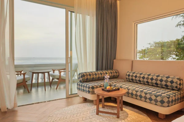 Ảnh chi tiết phòng mercure-vung-tau-executive-room-sea-view-vivatrip-02.webp