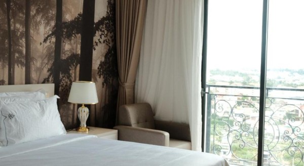 Ảnh chi tiết phòng Phòng Deluxe Giường Đôi Hướng Phố (Deluxe City View Double Room) 7