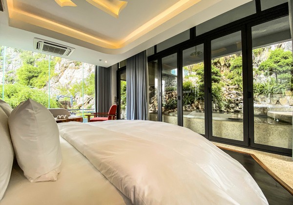 Ảnh chi tiết phòng minawa-kenhga-resort-spa-ninh-binh-suite-co-giuong-co-king-vivatrip-03.jpg