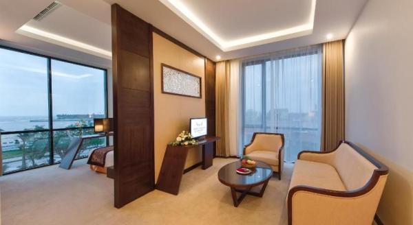 Ảnh chi tiết phòng Grand Suite 35