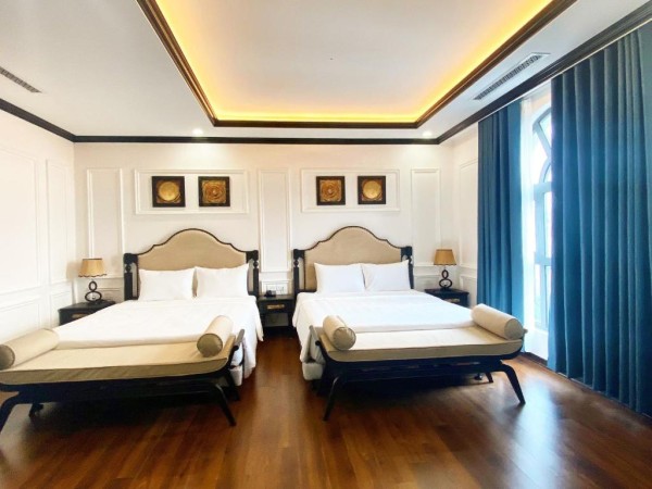 Ảnh chi tiết phòng moma-paris-hotel-ninh-binh-suite-nhin-ra-nui-vivatrip-04.jpg