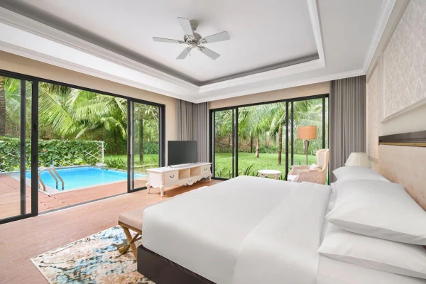 Ảnh chi tiết phòng nha-trang-marriott-resort-spa-hon-tre-island-3-bedroom-villa-vivatrip-08.webp
