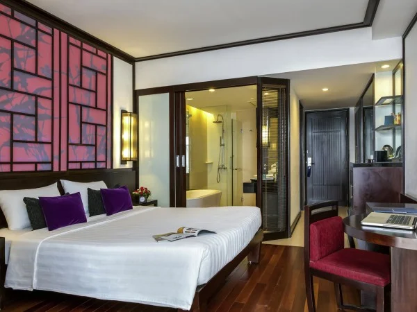 Ảnh chi tiết phòng novotel-ha-long-superior-double-bay-view-vivatrip-03.webp