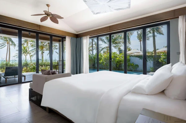 Ảnh chi tiết phòng novotel-phu-quoc-resort-deluxe-bungalow-vivatrip.webp