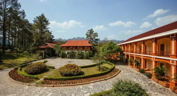 Ảnh chi tiết phòng phoenix-mc-chu-resort-superior-2-giuong-vivatrip-1.webp