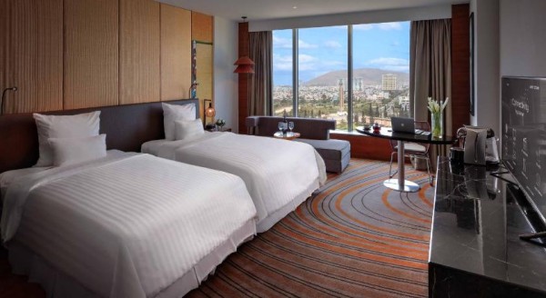 Ảnh chi tiết phòng pullman-vung-tau-superior-2-giuong-don-huong-pho-vivatrip-02.jpg