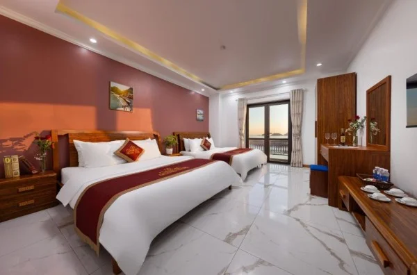 Ảnh chi tiết phòng quang-tung-hotel-phong-giuong-doi-vivatrip-03-2.webp