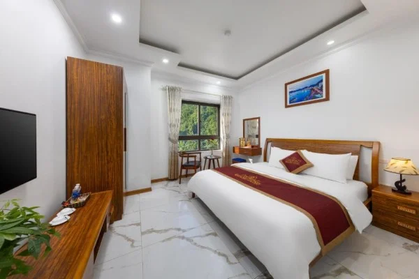 Ảnh chi tiết phòng quang-tung-hotel-phong-giuong-doi-vivatrip-05.webp