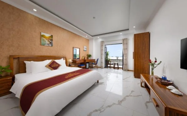 Ảnh chi tiết phòng quang-tung-hotel-phong-giuong-doi-vivatrip-1.webp