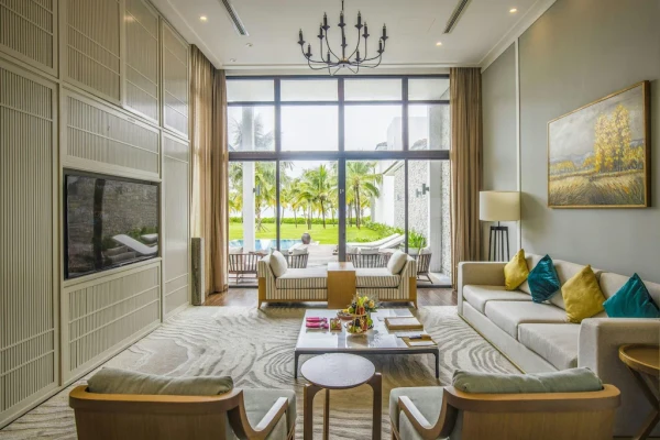 Ảnh chi tiết phòng renaissance-danang-hoi-an-resort-spa-3-bedroom-villa-vivatrip-05.webp