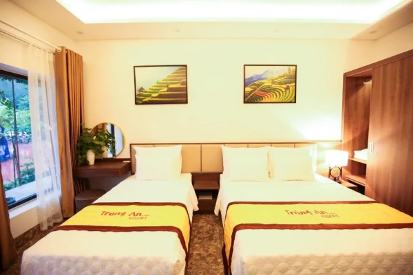 Ảnh chi tiết phòng resort-trang-an-ninh-binh-phong-3-nguoi-nhin-ra-nui-vivatrip-04.webp