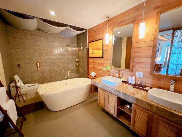 Ảnh chi tiết phòng Aroma Suite 12