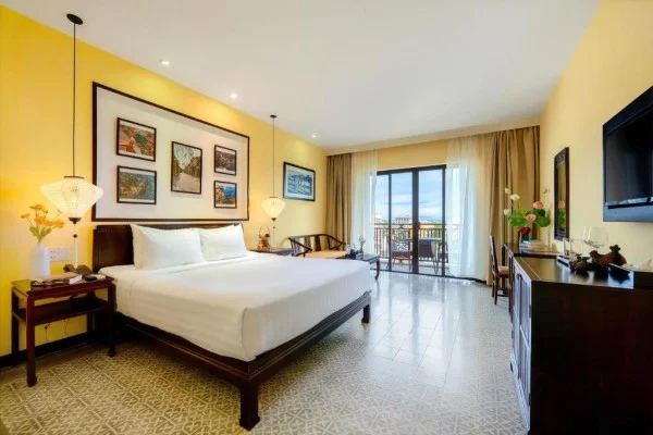 Ảnh chi tiết phòng Grand Deluxe Room with Large Balcony 7