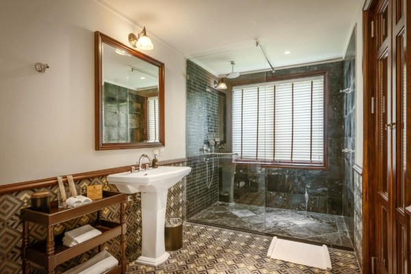 Ảnh chi tiết phòng Suite Grand - Cánh Cổ Điển 7