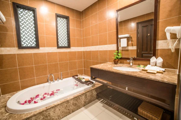 Ảnh chi tiết phòng Superior Deluxe King 9