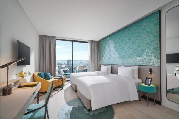 Ảnh chi tiết phòng Phòng Deluxe Giường Đôi/ 2 Giường Đơn Nhìn Ra Thành Phố Có Ban Công 7