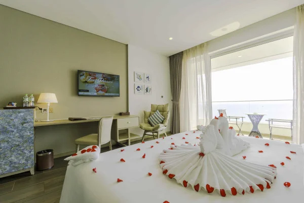 Ảnh chi tiết phòng Premium Ocean View King Room 17