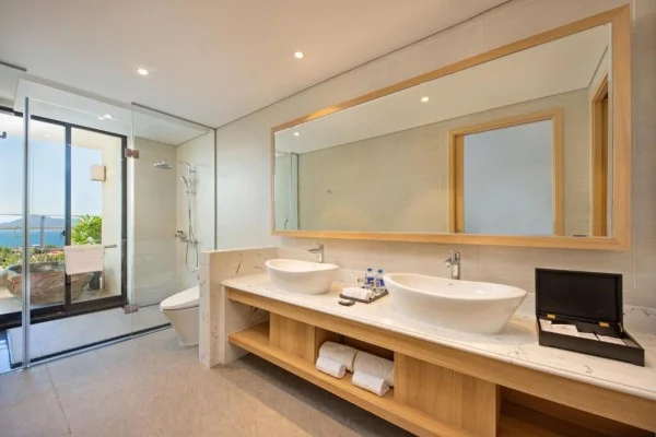 Ảnh chi tiết phòng Suite Executive Nhìn Ra Biển - Bao Gồm Suối Nước Nóng & Công Viên Nước 12