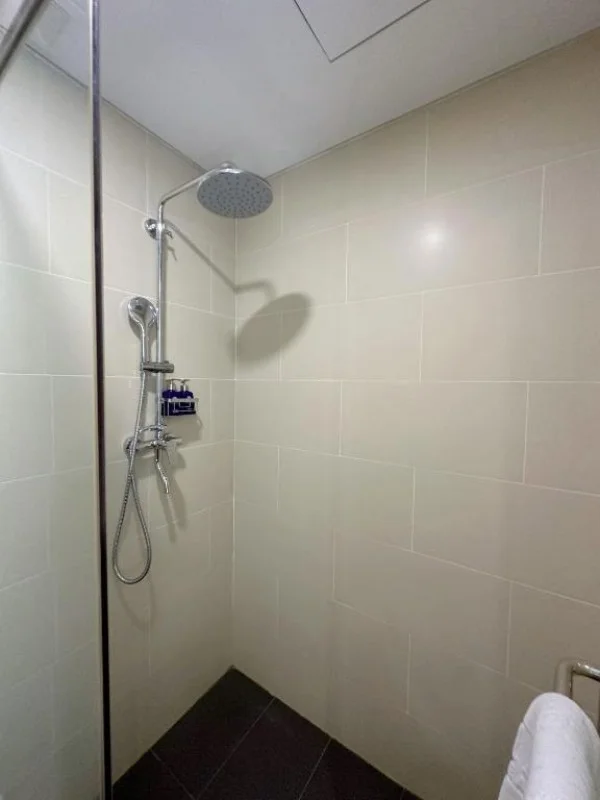 Ảnh chi tiết phòng Phòng Premier Giường Đôi/2 Giường Đơn Nhìn Ra Góc Biển 7